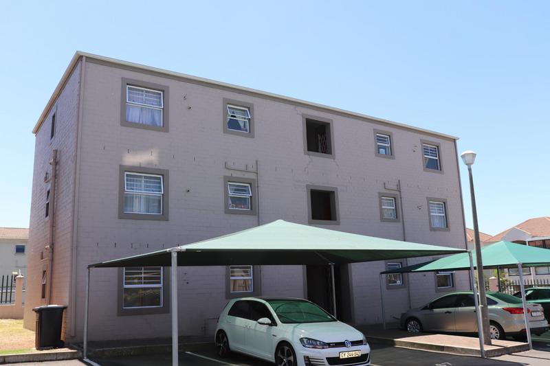 2 Bedroom Property for Sale in Vredekloof East Western Cape